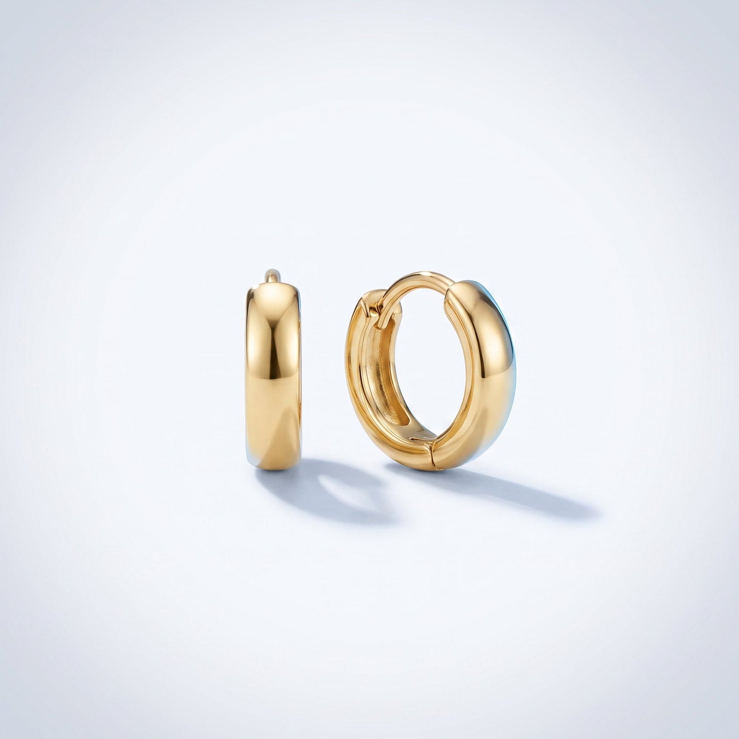 Orecchini Huggie Lisci Oro 18K