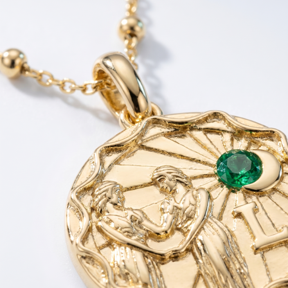 Collana Zodiac Coin Personalizzabile Oro 18K - dettaglio macro lavorazione - UpperEast Jewels