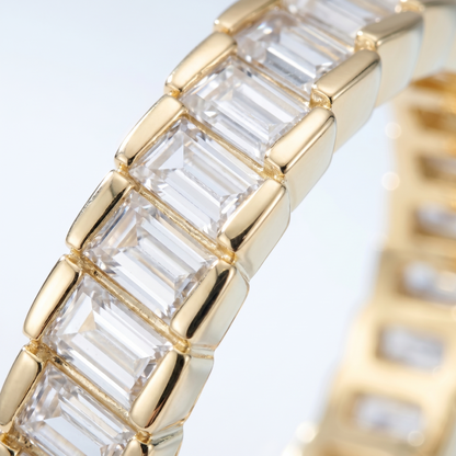 Anello Eternity Princess Oro 18K - dettaglio macro lavorazione - UpperEast Jewels