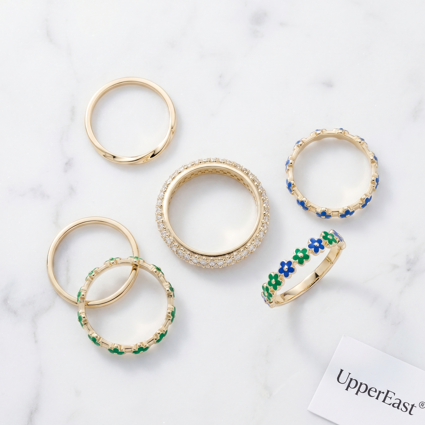 Anello Cleo Midi Oro 18K - flat lay con pezzi coordinati - UpperEast Jewels