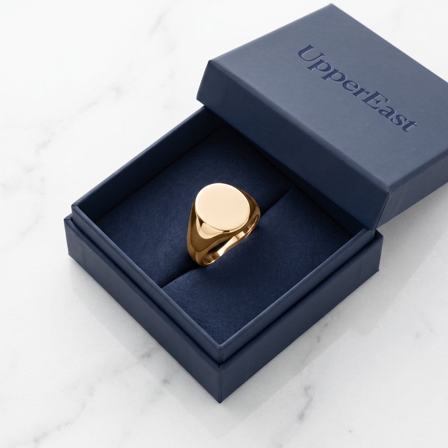 Anello Signet Ovale Oro 18K
