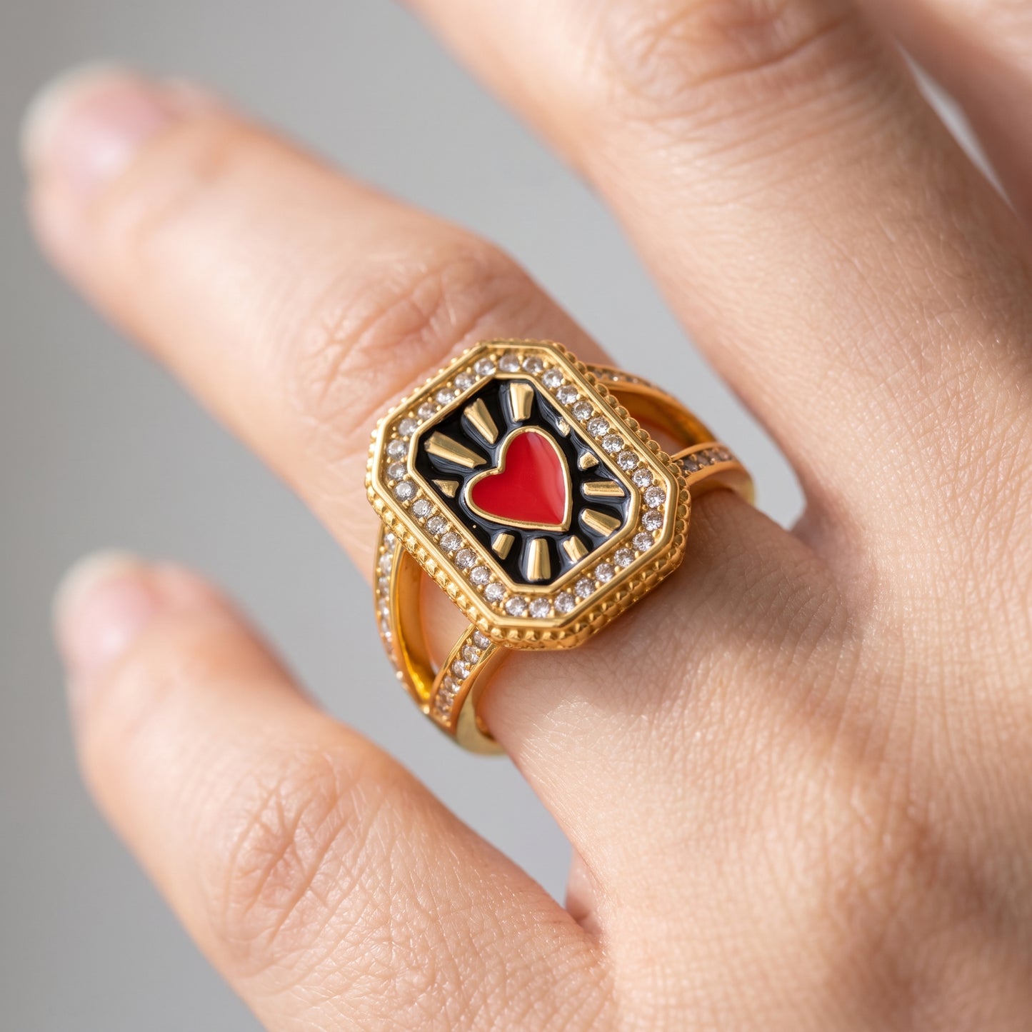 Anello Cuore Smalto Statement Oro 18K