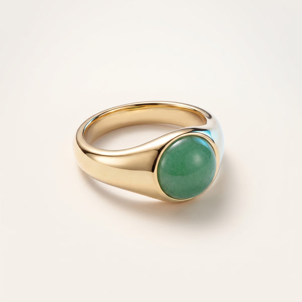 Anillo sello con piedra verde bañado en oro de 18K