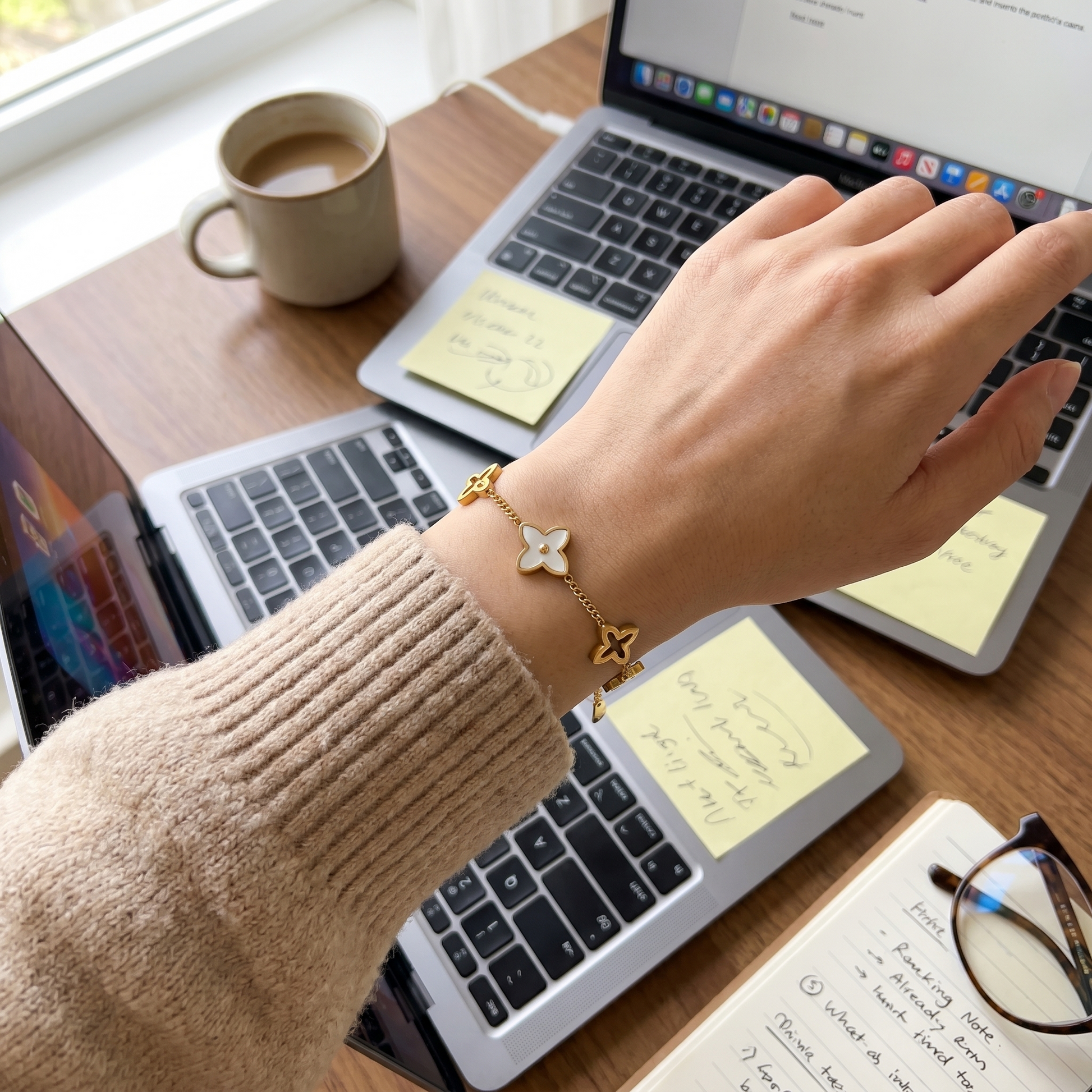 Bracciale Fiore Bianco Oro 18K — 04-lifestyle-wider