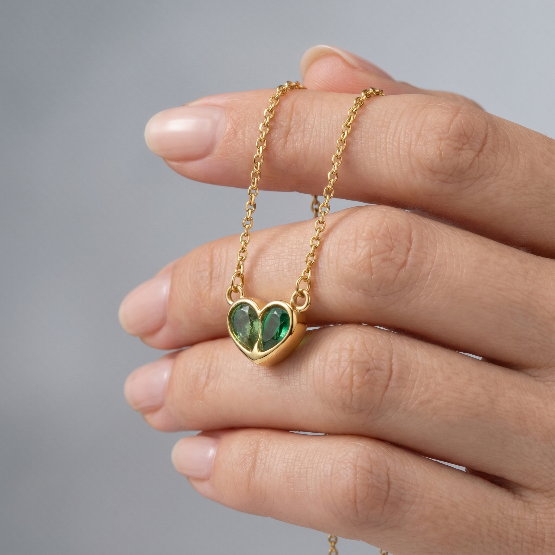 Collana Cuore Cristallo Oro 18K — 02-scale-reference