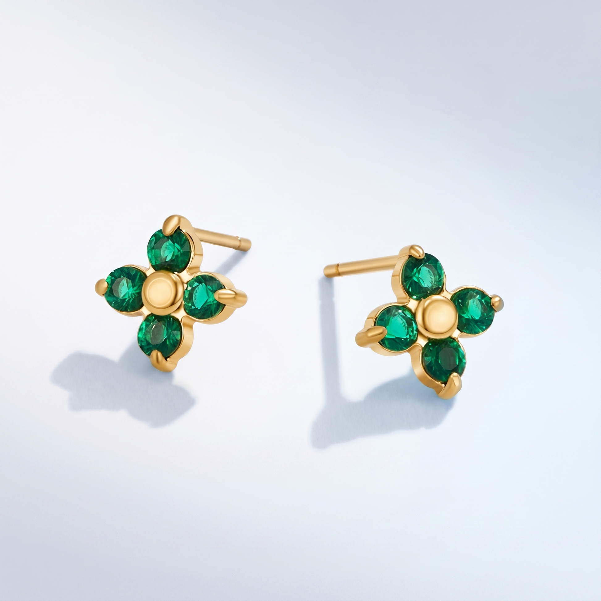 Orecchini Fiore Smeraldo Mini Oro 18K — 01-master-hero